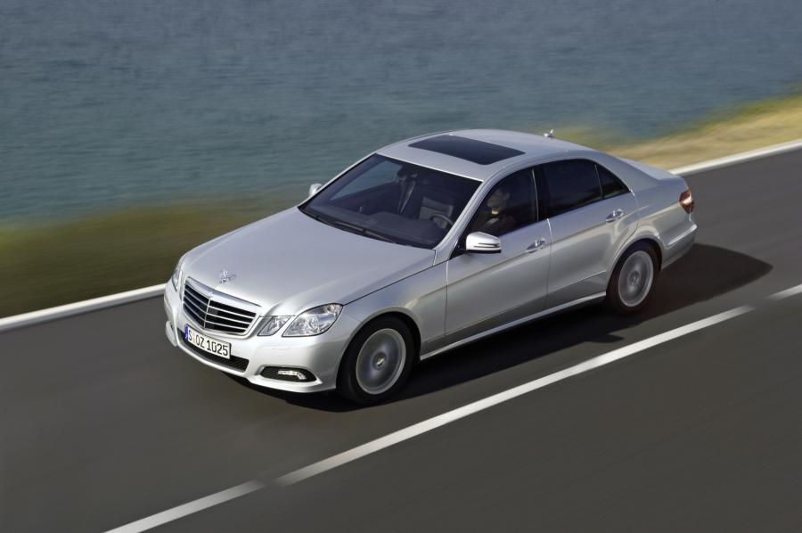  Mercedes-Benz E-Class 2010 года  (фото 114 из 128)